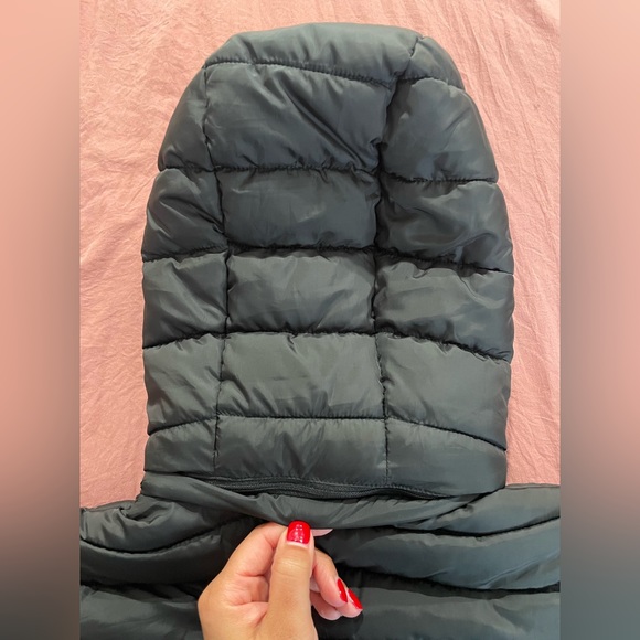 Zara Puffer Jacket - Picture 12 of 12